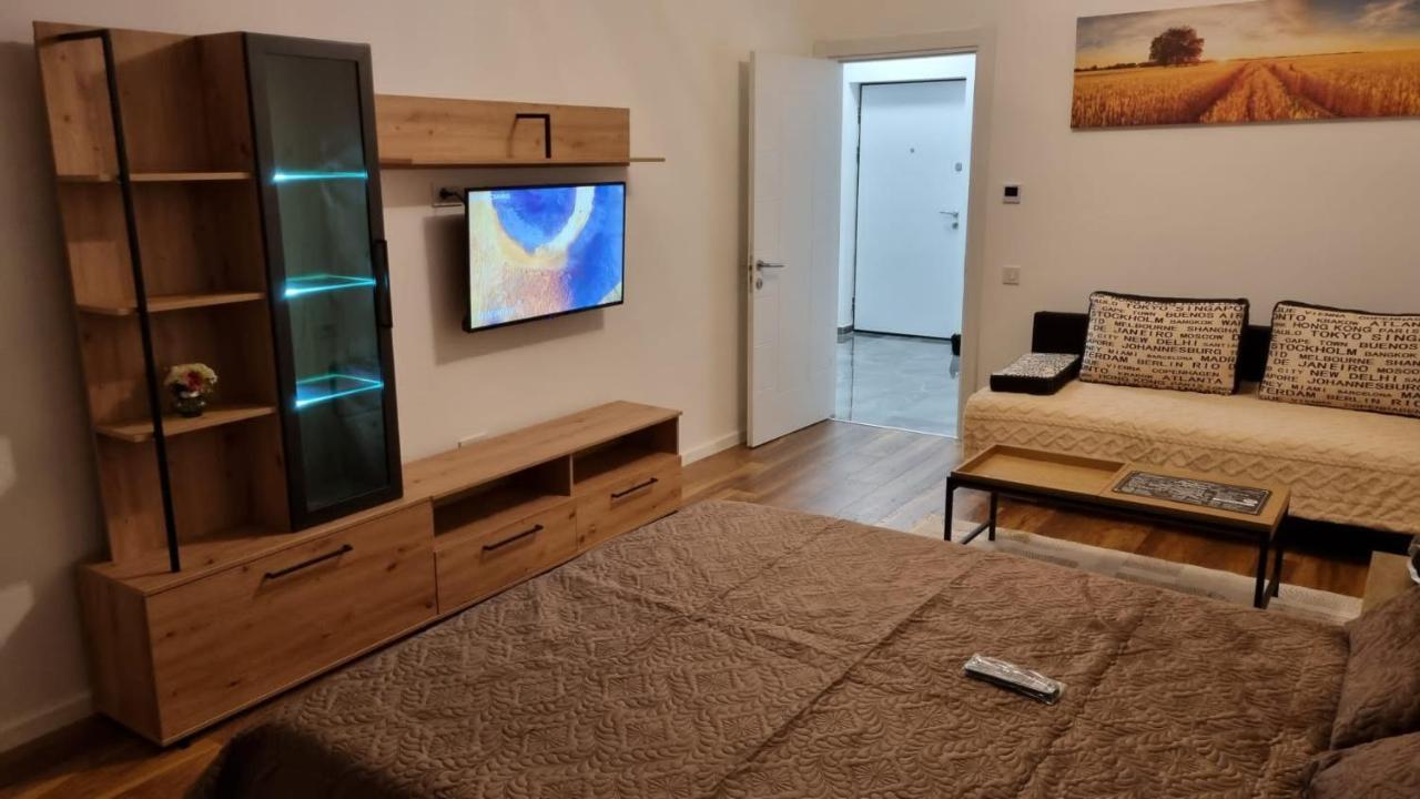 Coresi Luxury Sinuhe Residents Studio For 4 บราชอฟ ภายนอก รูปภาพ