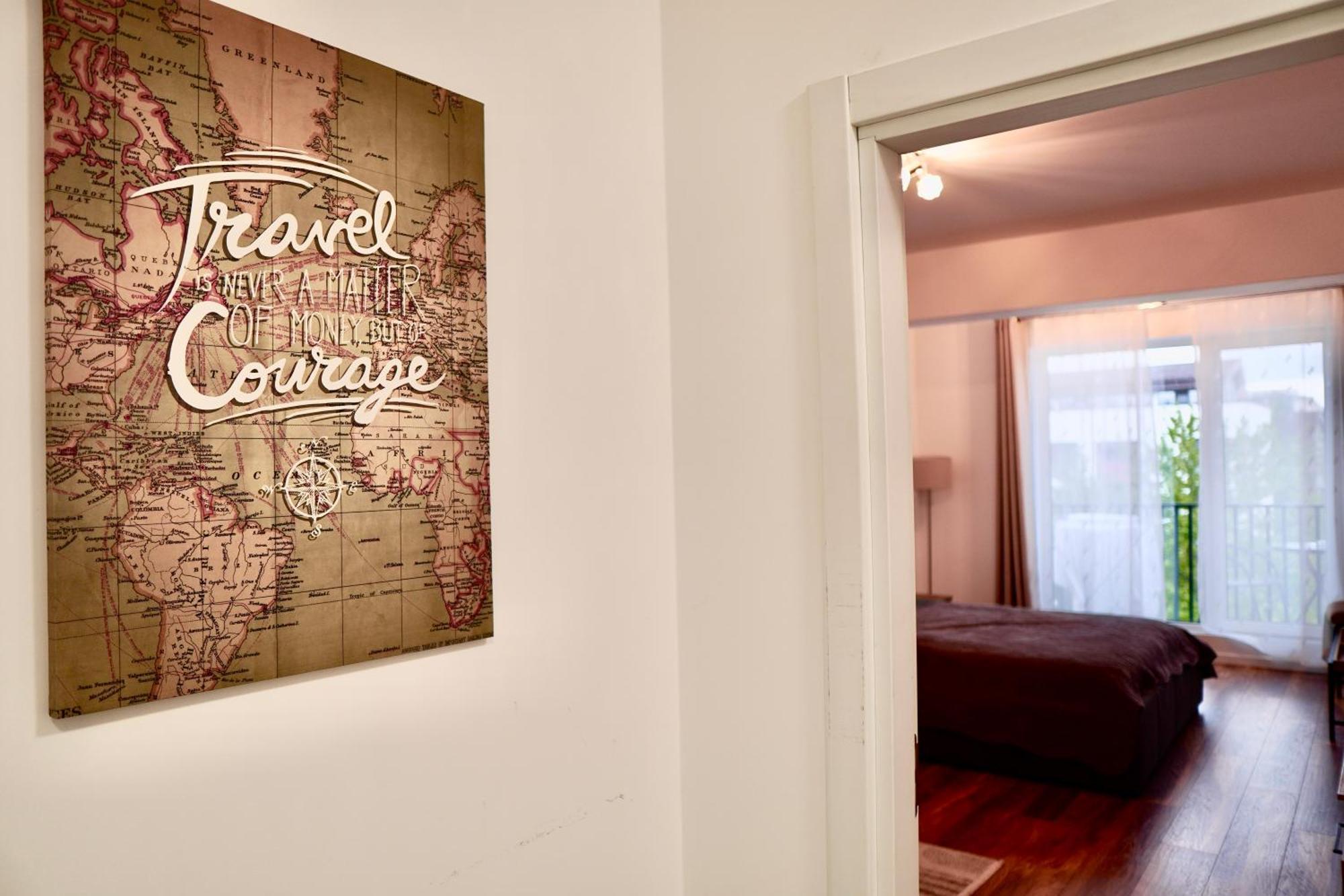 Coresi Luxury Sinuhe Residents Studio For 4 บราชอฟ ภายนอก รูปภาพ