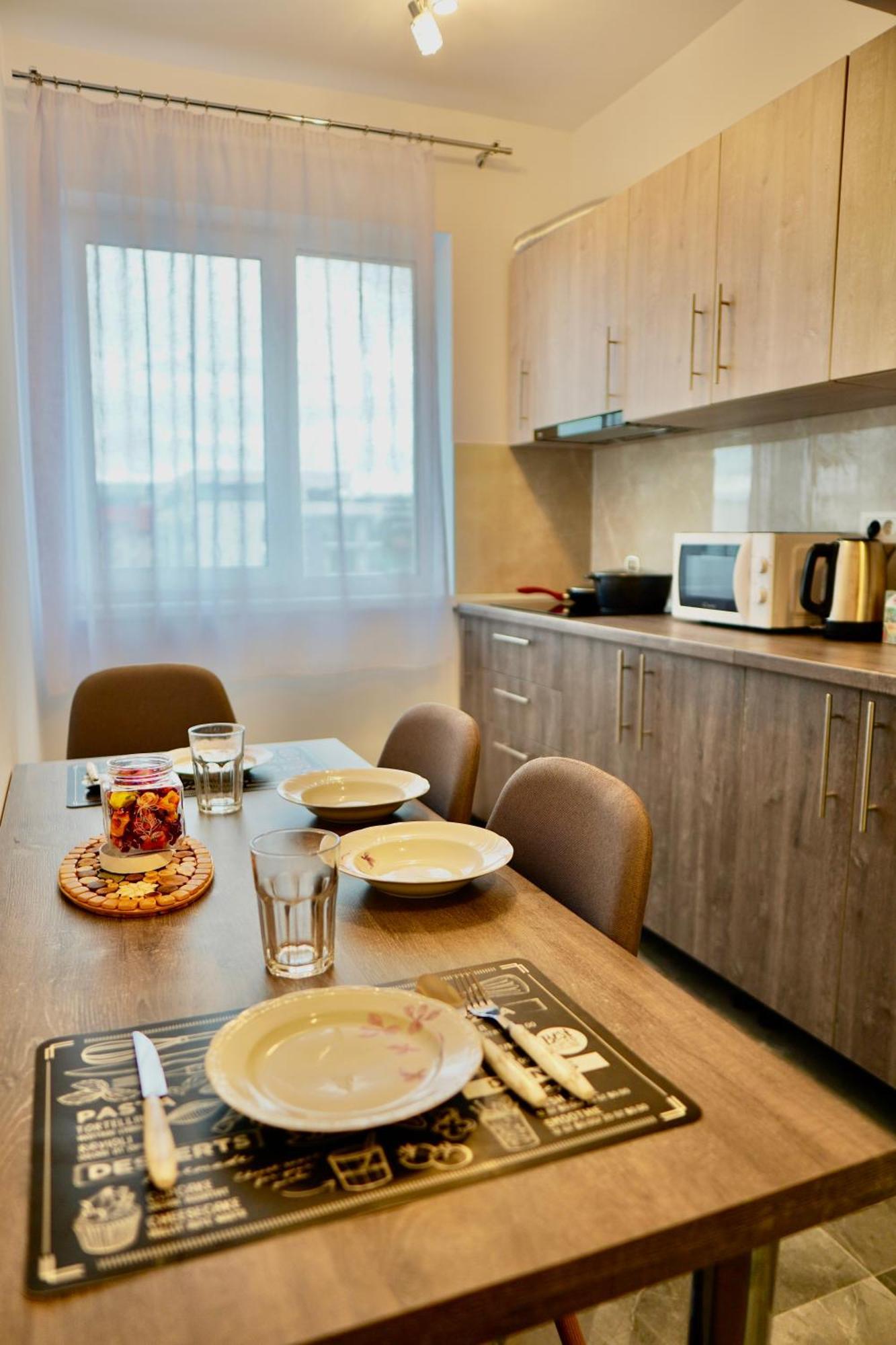 Coresi Luxury Sinuhe Residents Studio For 4 บราชอฟ ภายนอก รูปภาพ