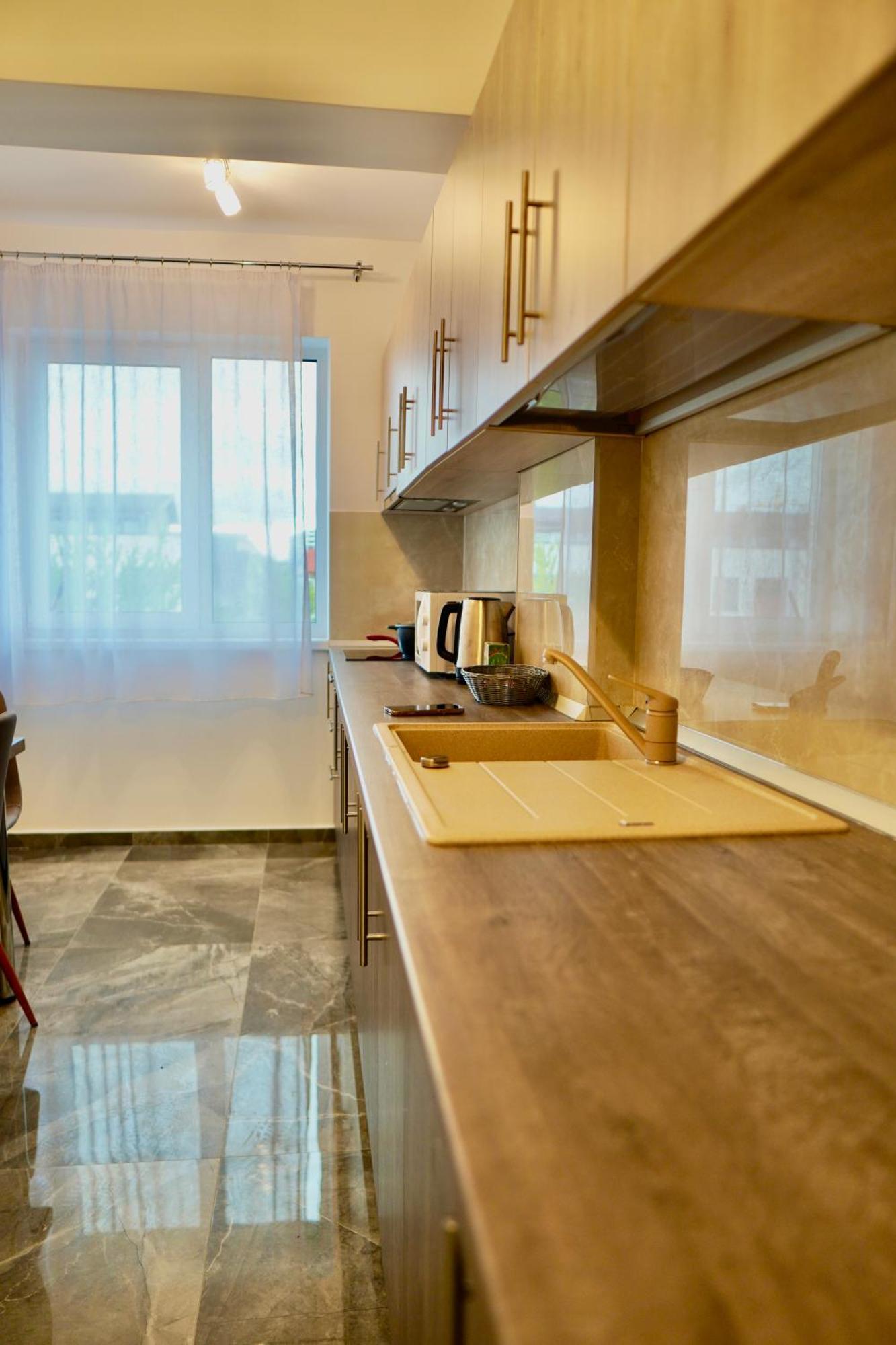 Coresi Luxury Sinuhe Residents Studio For 4 บราชอฟ ภายนอก รูปภาพ